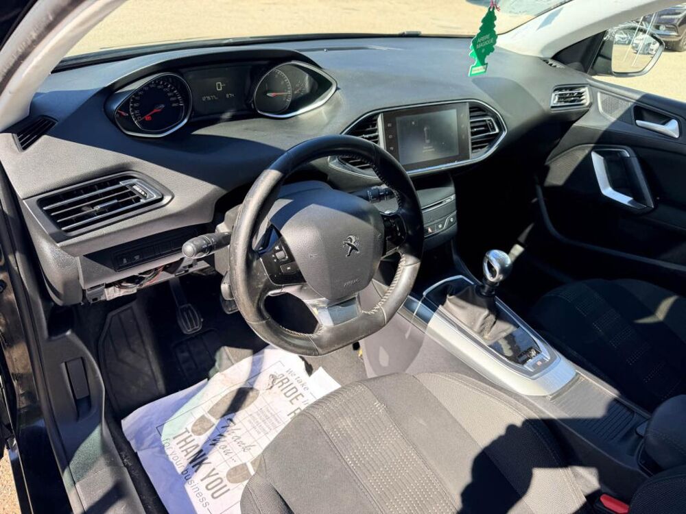 308 SW 1.2 Turbo 130ch Allure S&S 2016 occasion 84700 Sorgues