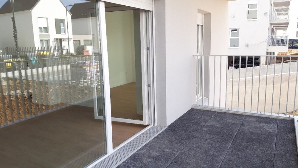Location Appartement T3 avec balcon et parkings à LOUVRES Louvres
