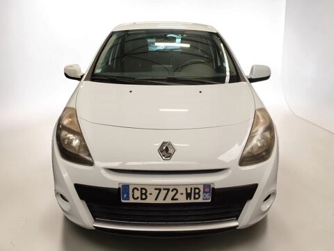 Clio III 1.2 TCE 100 NIGHT&DAY 5P 2012 occasion 06640 Saint-Jeannet
