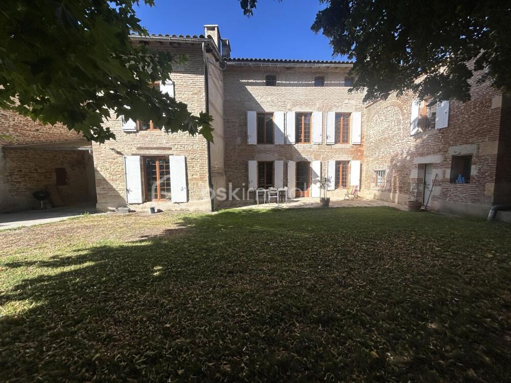 MAGNIFIQUE MAISON - 5 CHAMBRES - DEPENDANCES - PISCINE