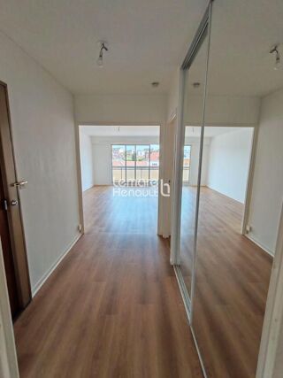  Appartement à louer 3 pièces 68 m²