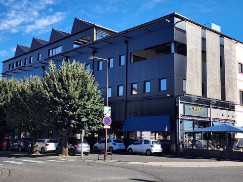Local/bureau &agrave; vendre TARBES (65) 1365000 65000 Tarbes