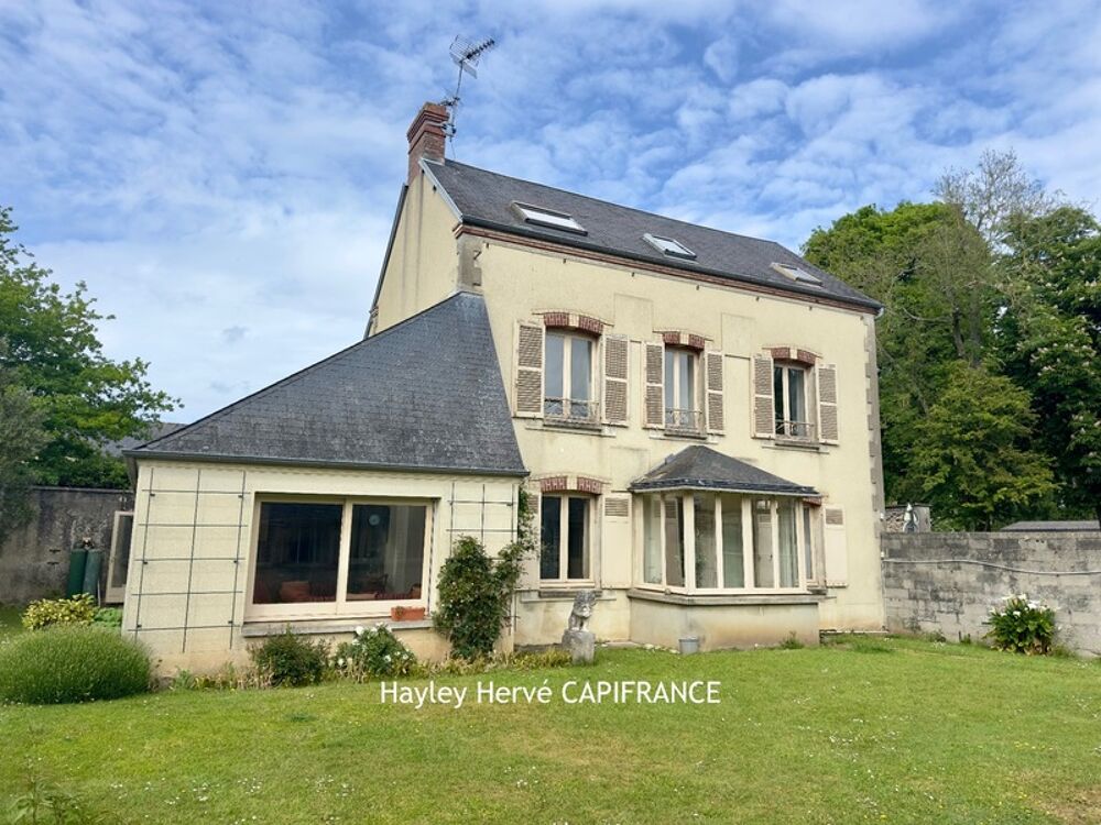 RARE À BAYEUX CENTRE  Grande maison familiale avec jardin plein sud, atelier indépendant et fort potentiel - BAYEUX (14)