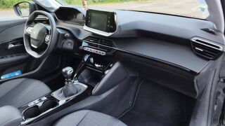 208 II 1.2 PureTech 100 Allure - Premi&egrave;re main Entretien constru 2022 occasion 68500 Guebwiller