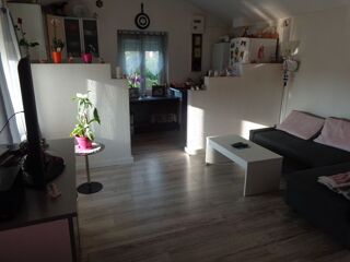  Appartement à louer 3 pièces 64 m²