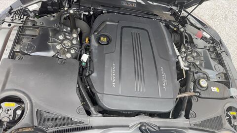 F-Type Roadster 2.0 Turbo 300 BVA Chequered-Flag - Automatique Entr 2019 occasion 64500 Saint Jean De Luz