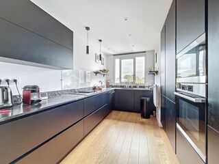  Duplex/triplex  vendre 4 pices 130 m