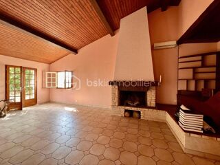  Maison à vendre 10 pièces 213 m²