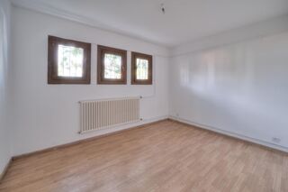  Immeuble à vendre 8 pièces 200 m²