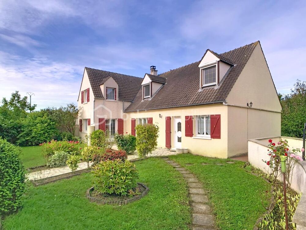 Vente Maison Spacieuse maison familiale de 197m2 avec sous sous sur terrain de 1175m2 Egreville