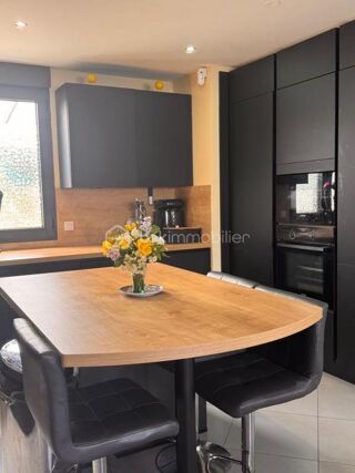  Maison � vendre 7 pi�ces 150 m�