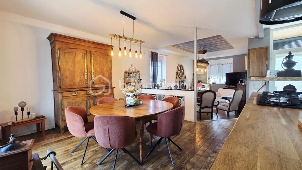 � vendre  Propri�t�/ch�teau Beauvoir (50170)