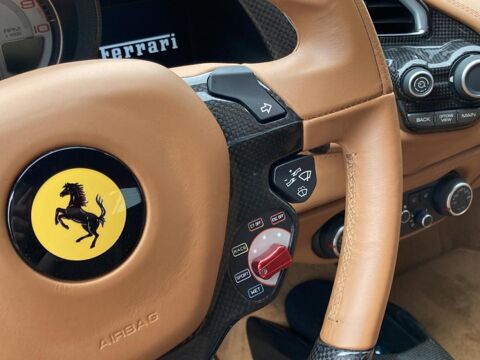 488 Spider 3.9 V8 670 CH - ORIGINE FRANCE ENTRETIEN EXCLUSIF FER 2016 occasion 14650 Carpiquet