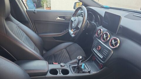 Classe A 200 d 136 Fascination - Entretien constructeur Toit ouvrant 2016 occasion 39100 Dole