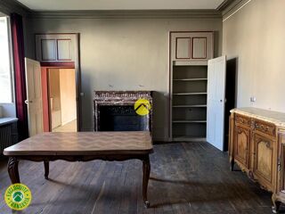  Maison à vendre 15 + pièces 671 m²