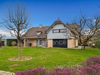  Maison � vendre 9 pi�ces 246 m�