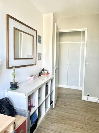  Appartement à louer 3 pièces 55 m²
