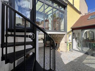  Maison � louer 8 pi�ces 192 m�