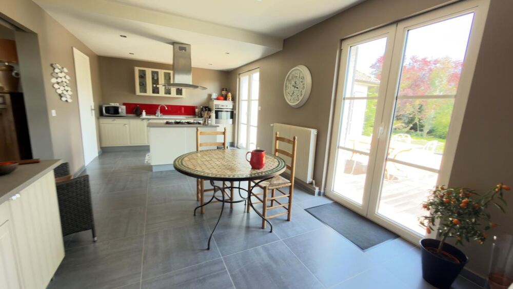 � vendre  Villa Enneti�res-en-Weppes (59320)