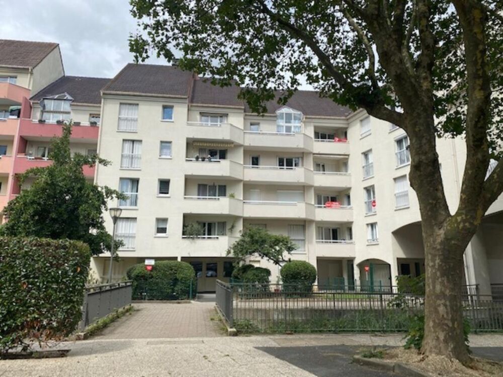 Appartement 2 pièces 47 m² · à Longjumeau · 47 m² · 149 800 €