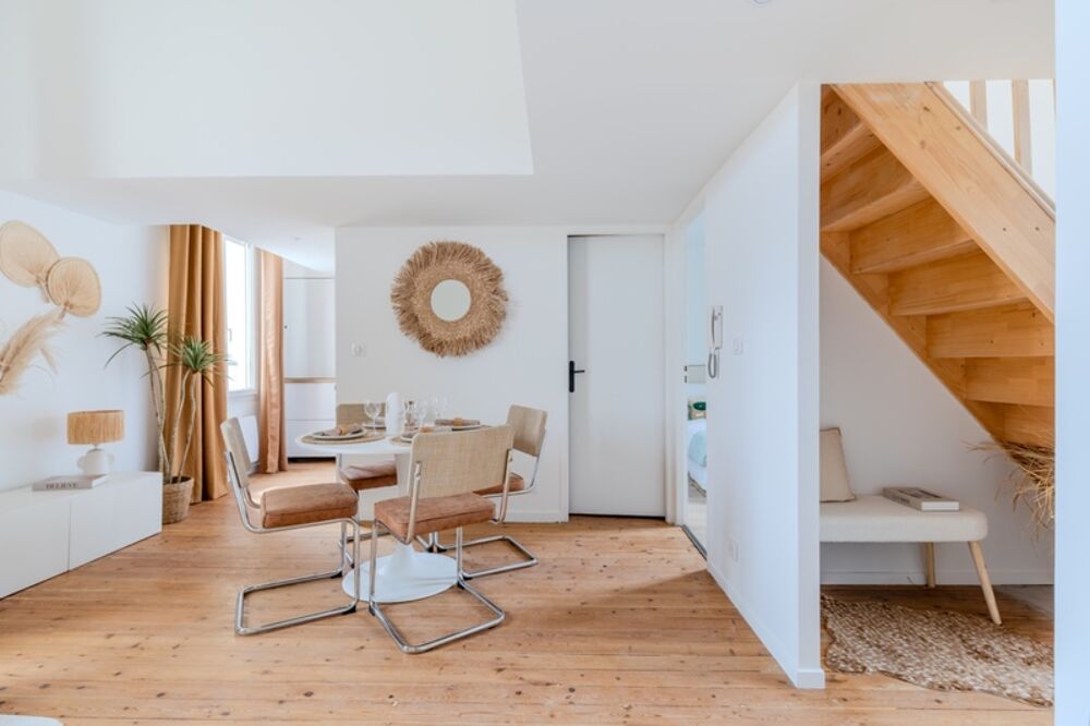Vente Appartement Duplex de charme 4 pièces rénové avec 3 chambres dans immeuble en pierre Bordeaux