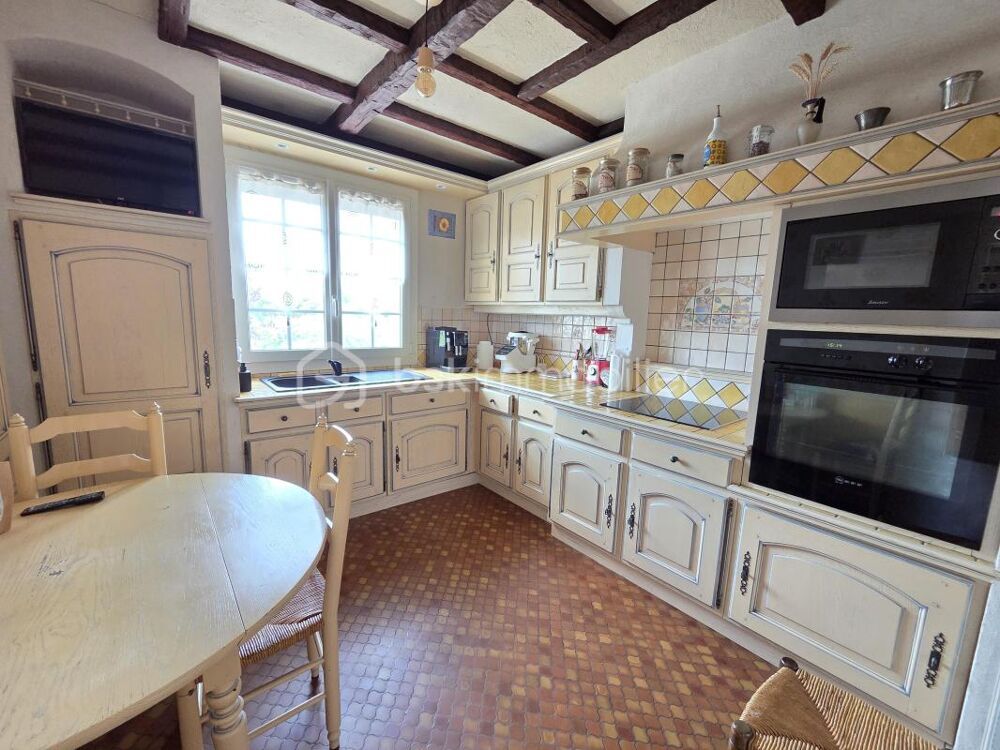Magnifique Pavillon sur sous- sol de 148m² à Fourchambault