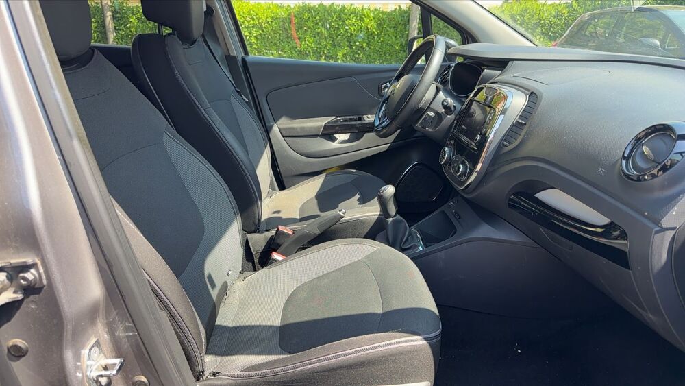 Captur 1.5 dCi 90 Intens - 5 places 2015 occasion 69490 Sarcey