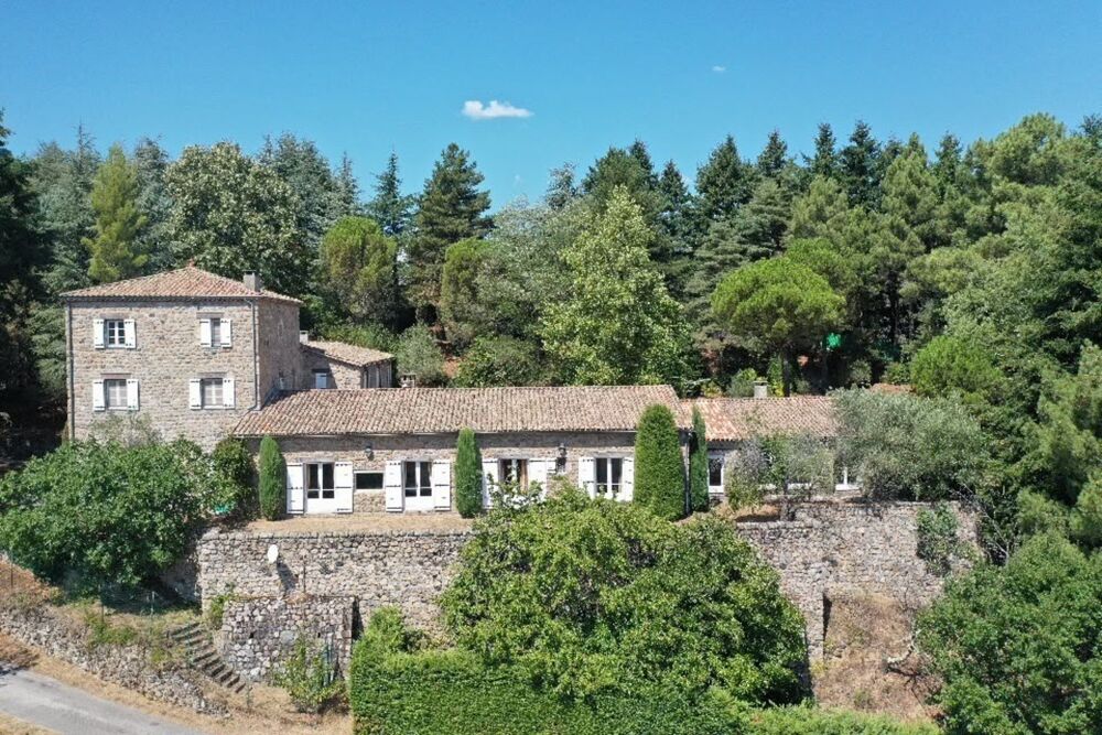 Vente Propriété/Château Propriété de caractère en pierre – 556 m² – Saint-Étienne-de-Serre Saint etienne de serre