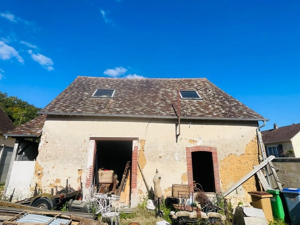 Deux dépendances à rénover à LORMAYE (28)