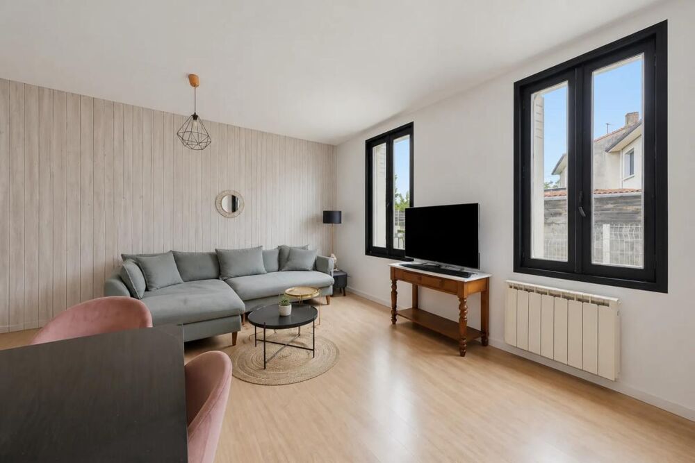 à vendre  Propriété/château Bordeaux (33200)