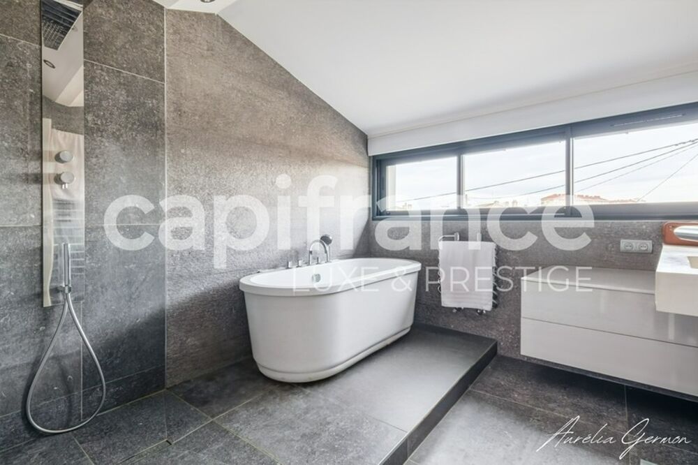 Vente Maison Maison de ville - Terrasse - Garage double - Studio indépendant - Quartier Saint Bruno Bordeaux