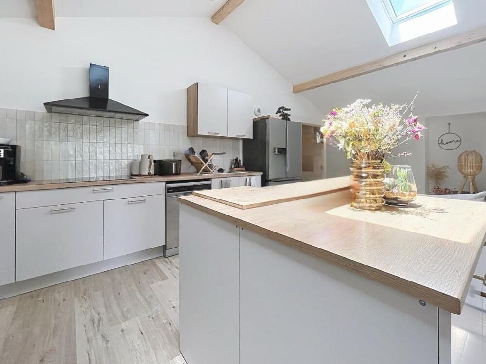 Urrugne, Appartement rénové 109m2 avec terrasse et parking