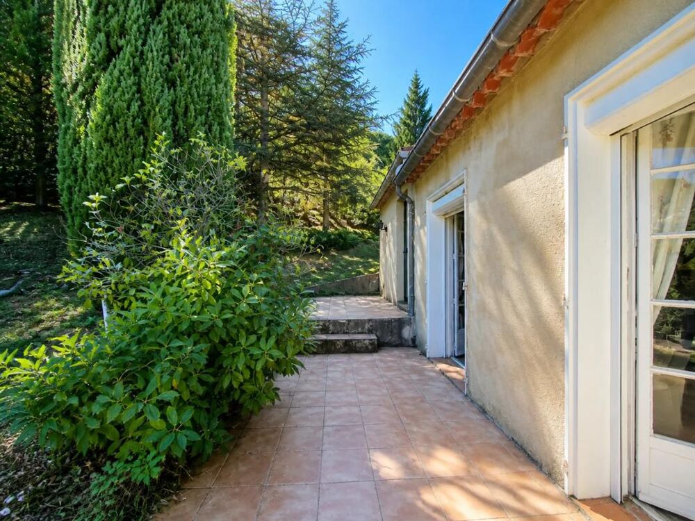 Maison de 8 pièces de 169 m² à Saint-Pons-de-Thomières