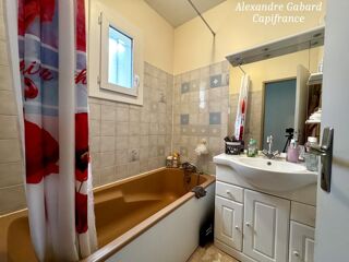  Immeuble � vendre 12 pi�ces 280 m�