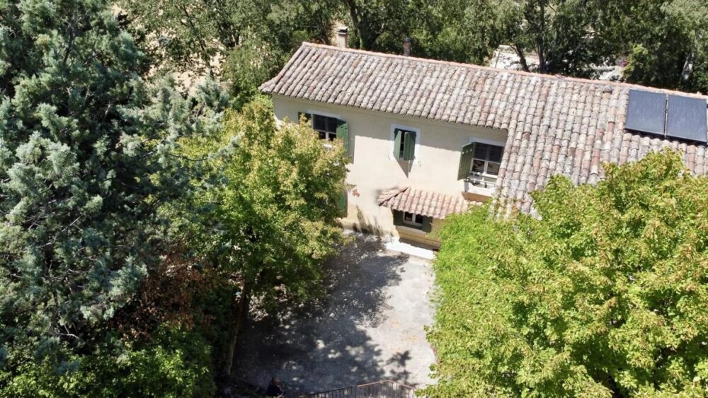 Vente Maison Maison de caratère avec grand jardin entre Carpentras et St Carpentras