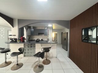  Immeuble à vendre 12 pièces 288 m²