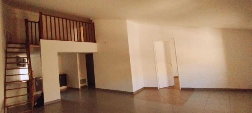 Appartement 3 pièces 62 m² · à Orange · 62 m² · 99 000 €