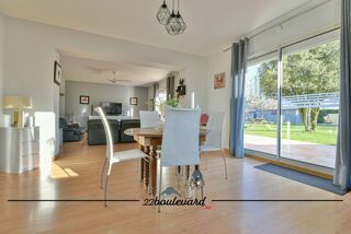  Maison � vendre 8 pi�ces 196 m�