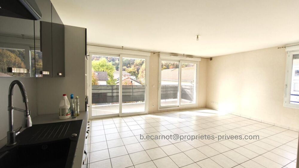 Vente Appartement VARCES - Centre Ville Appartement  3 pièce(s) 68 m2 Varces allieres et risset
