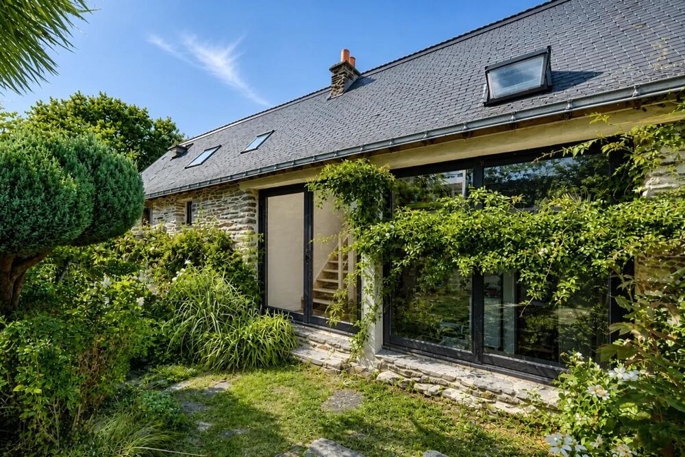 Maison pleine de charme, 5 pièces, 180 m², à Carentoir