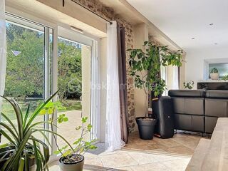  Proprit/chteau  vendre 7 pices 200 m