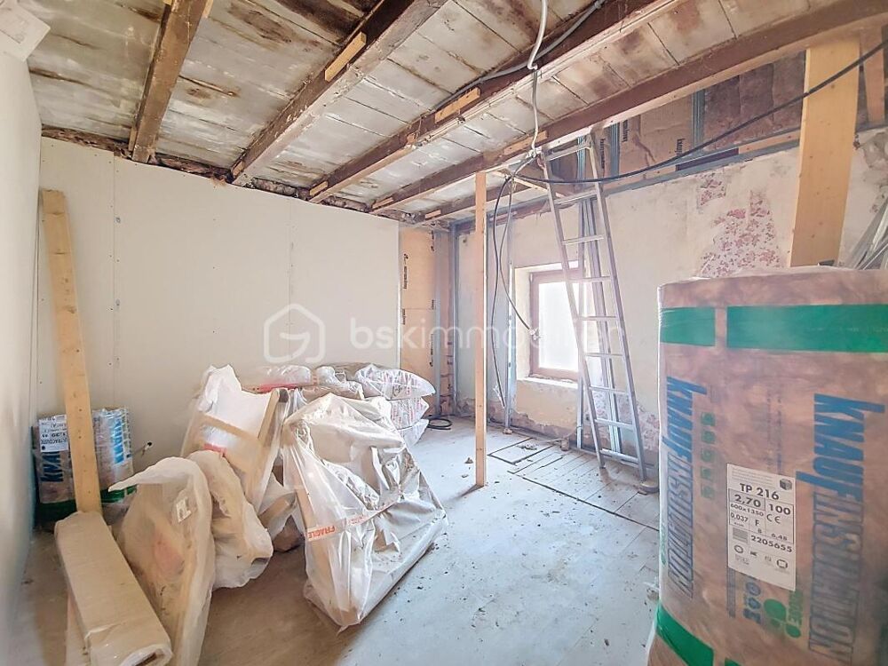 Vente Maison Maison à rénover avec fort potentiel – Le Perréon – Dépendances + terrain Le perreon