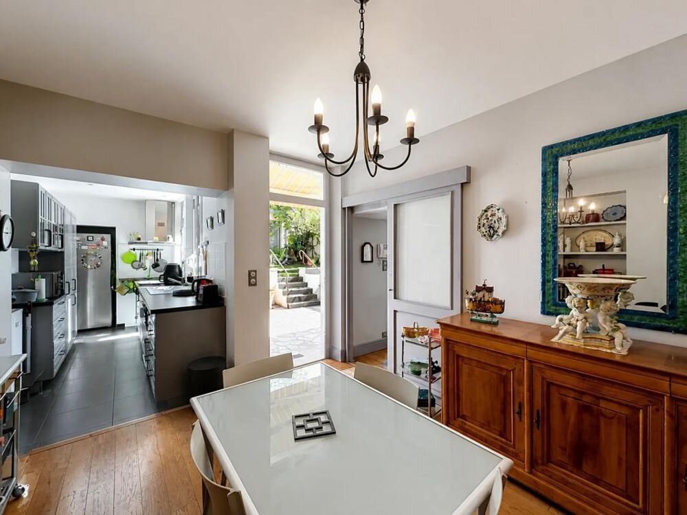 Maison de 9 pièces de 218 m² situé à Vichy