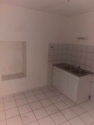 Location Appartement Appartement de 71m2 à louer sur Lanas Lanas
