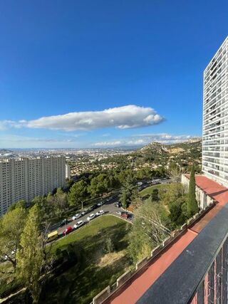  Appartement à louer 4 pièces 78 m²