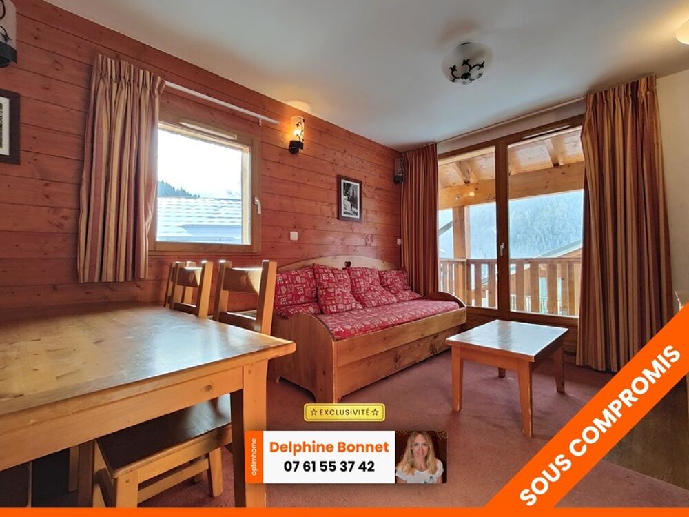 Vente Appartement En pied de piste � Valfr�jus, appartement 3P/ T3 de 32 m2 avec beau balcon au dernier �tage d'un chalet Modane