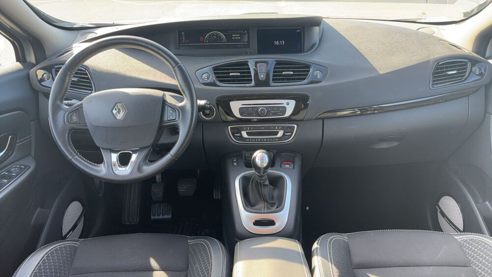 Sc&eacute;nic III 1.5 dCi 110 Energy Bose 2016 occasion 02500 Neuve Maison