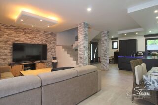  Propriété/château à vendre 8 pièces 205 m²