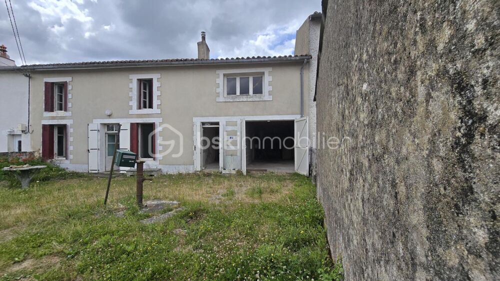 Opportunité ! Maison à rénover, de 102 m², deux chambres, Terrain, garage