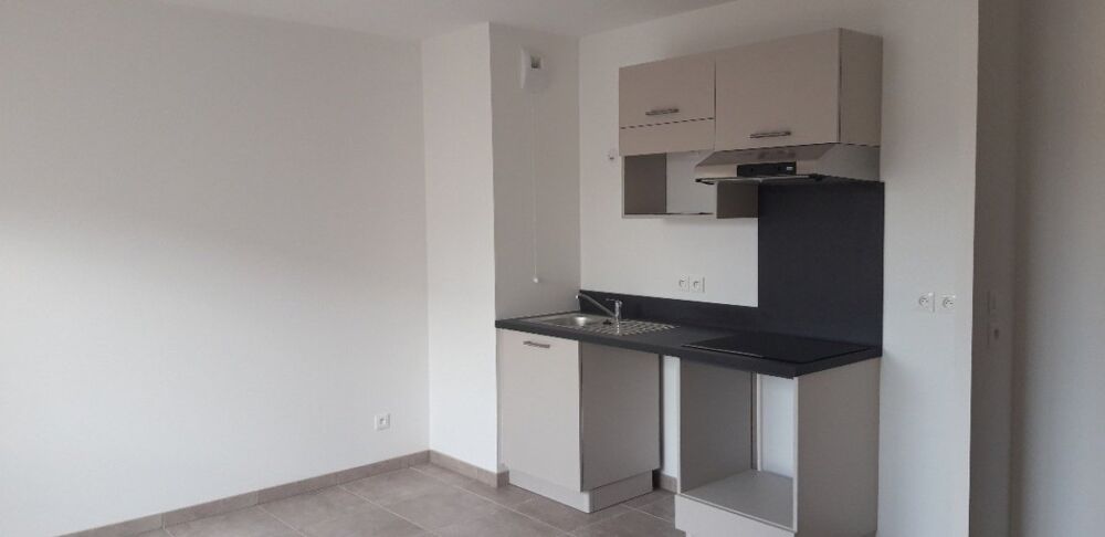 Location Appartement T2 avec garage et terrasse à MEYZIEU Meyzieu